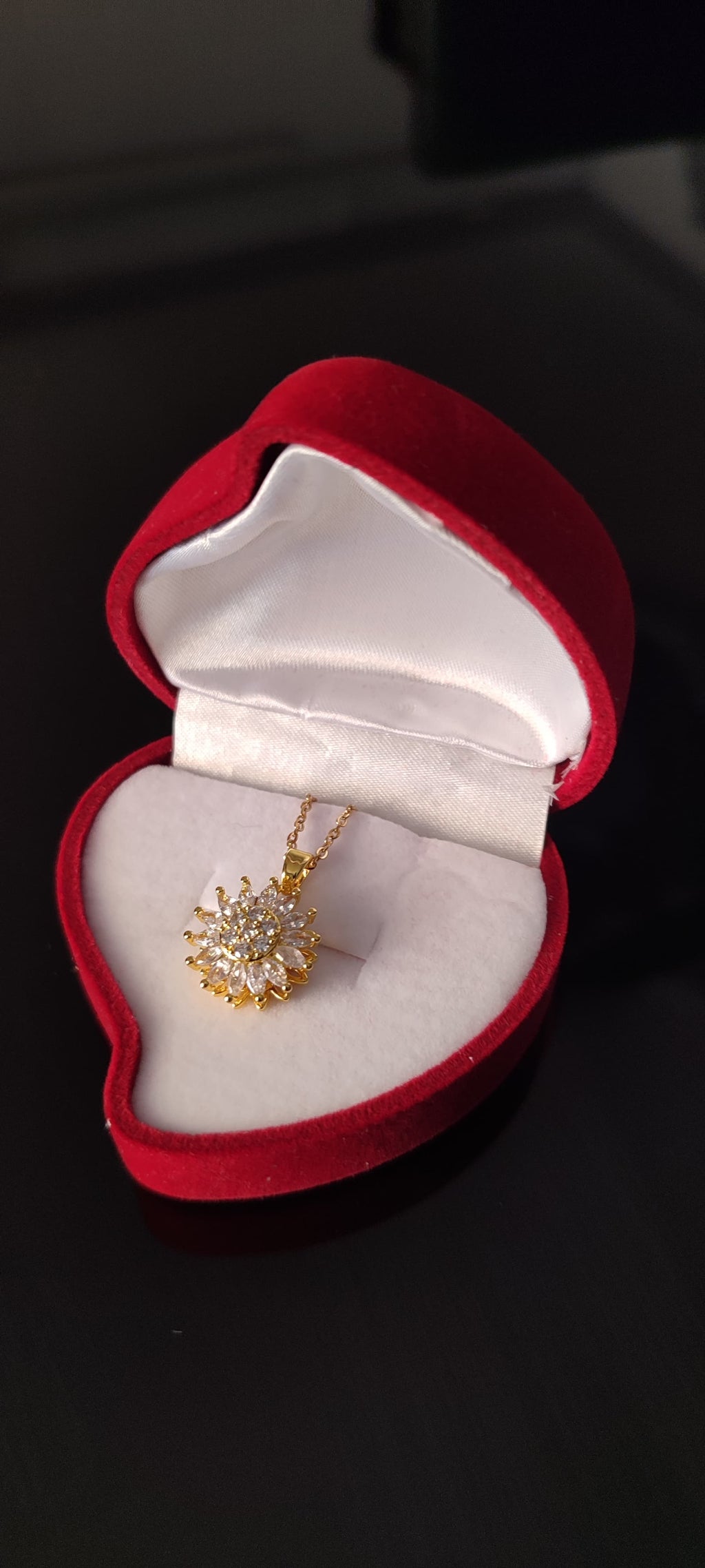 Collar Girasol Giratorio Caja Lujo