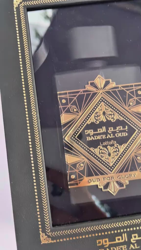 Lattafa Oud For Glory Estuche Lujo
